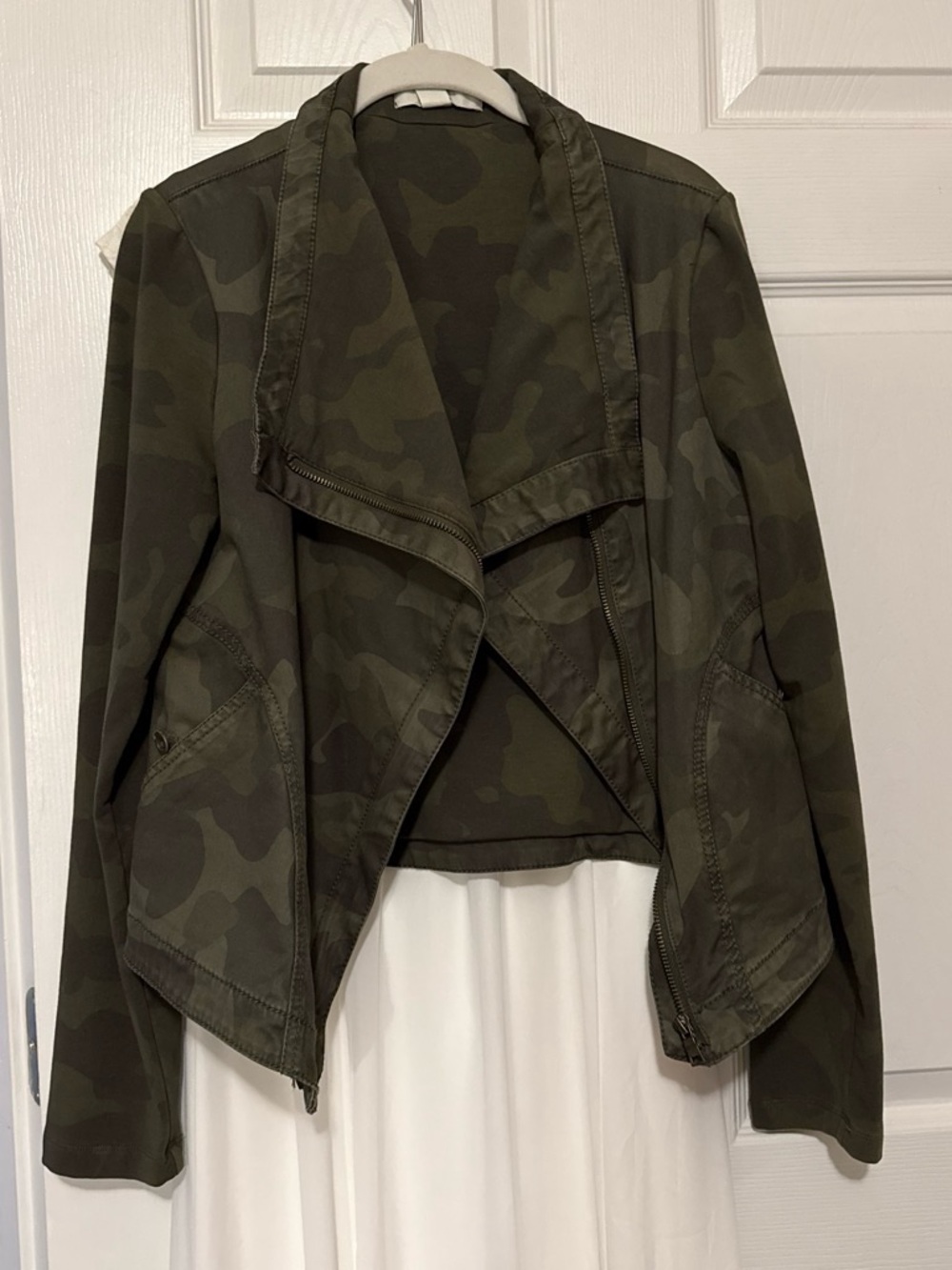 MARRAKECH Anthropologie Camo Jacket - Olive Green